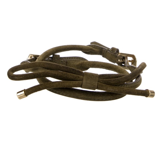 NWT Burberry Green Suede adjustable belt with Gold hardware. Comes with box - Picture 4 of 12